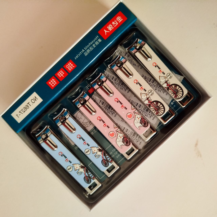 6028518403242838776 (1) ناخن گیر فانتزی عمده